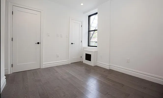 Rented by Platinum Properties | media 12