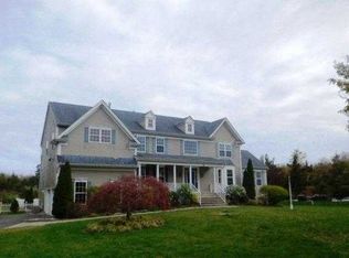 5 Cedarcrest Ct, Ocean View, NJ 08230