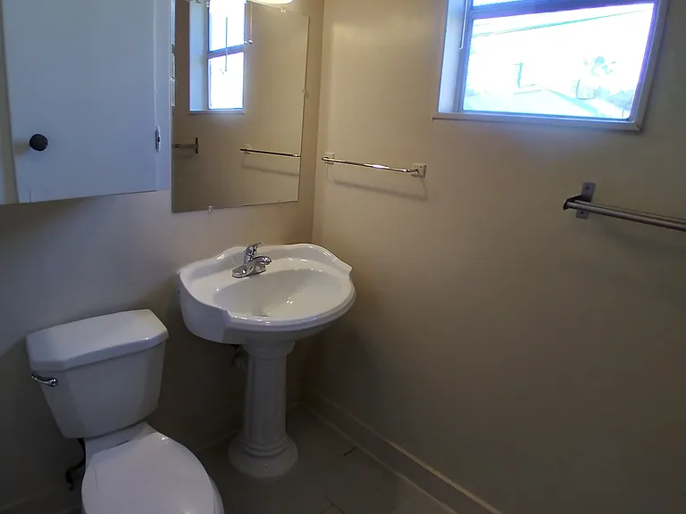 215 W Magnolia Ave #3 — Photo 22