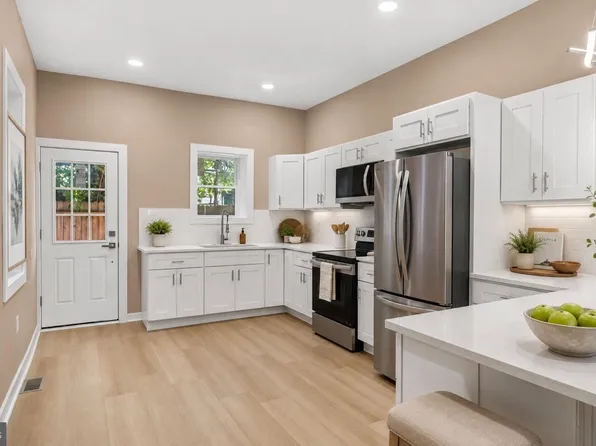 2131 S Alden St, Philadelphia, PA 19143