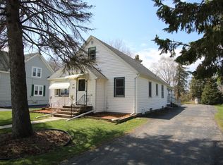 N9594 Van Dyne Rd, Van Dyne, WI 54979