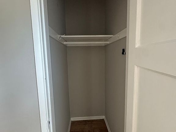 4th image of 11135 Camarillo St #9779f9d5f