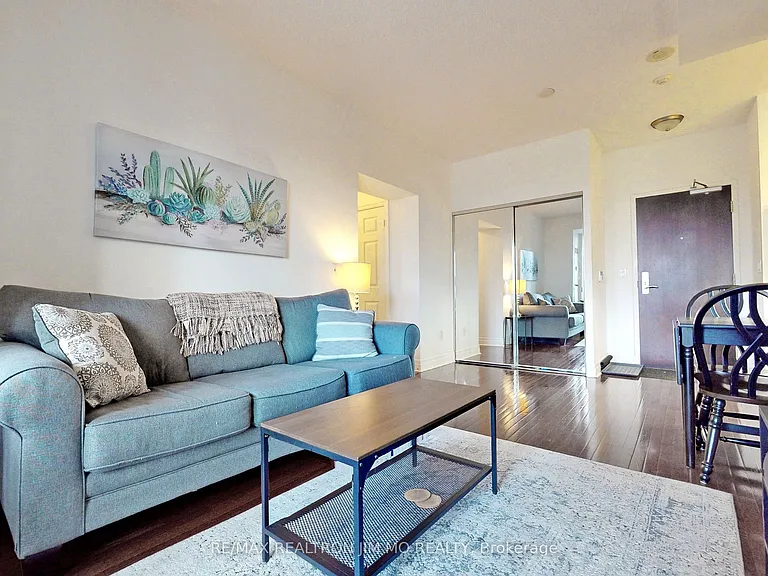 35 Balmuto St #1602 — Photo 4