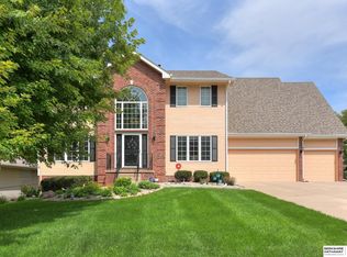 17708 Shirley St, Omaha, NE 68130