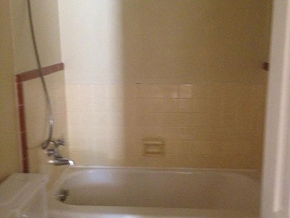 5th image of 3403 W 4th St