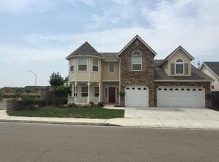 3075 N Bridle Ave, Fresno, CA