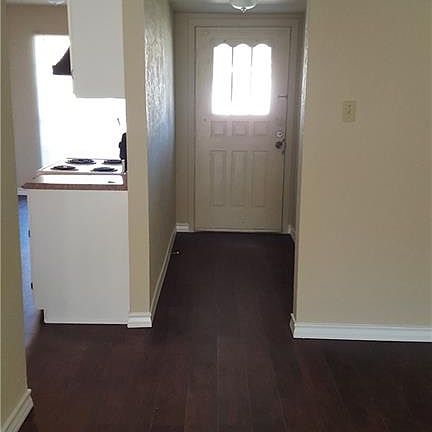 3rd image of 4209 Acushnet Dr APT B