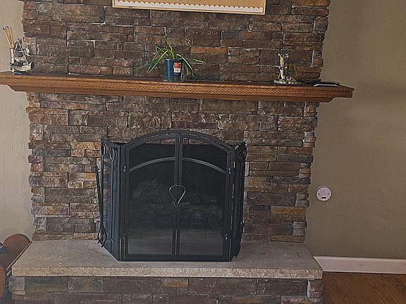 4th image of 1095 Hickory Flats Ln
