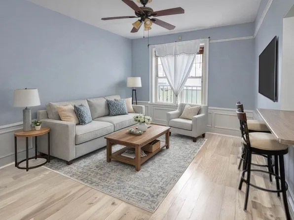 8015 6th Avenue image 1 of 8