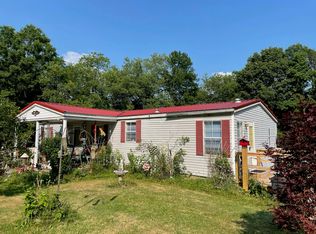 2069 Sewell St, Rainelle, WV 25962