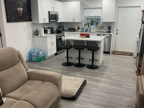 5th image of 2801 AVENUE Q
