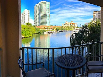 19999 E Country Club Dr APT 302, Aventura, FL, 33180