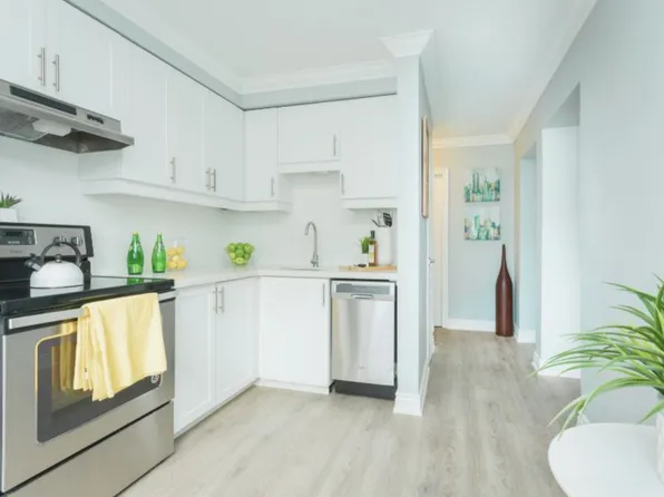 52 Hayden Street, 52 Hayden St, Hamilton, ON L9A 2X2