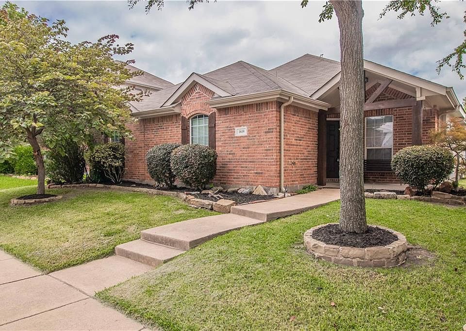 1st image of 1619 Bur Oak Dr
