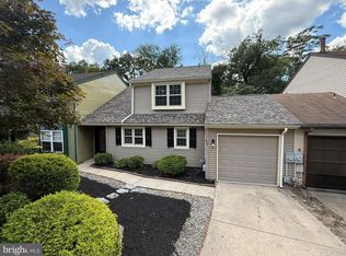 604 Westerly Dr, Marlton, NJ 08053