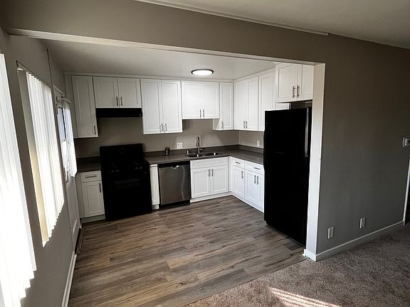 3rd image of 3826 1/2 Orangedale Ave