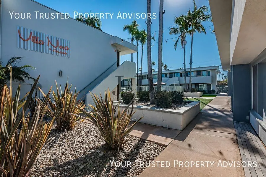 Building Photo - STA6245