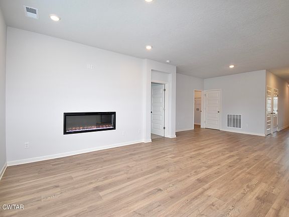 2nd image of 55 Kings Gate Cv