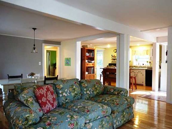 4th image of 7 Westend Ave