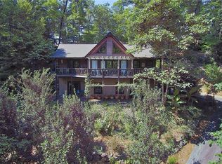 181 Hummingbird Cv, Lake Lure, NC 28746