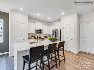 9866 Old Garden Cir #722, Gastonia, NC 28056