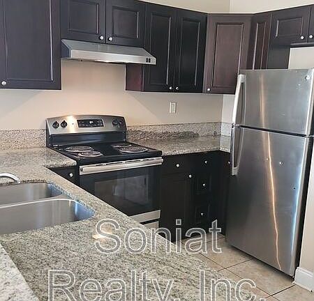 5th image of 8916 Marks St