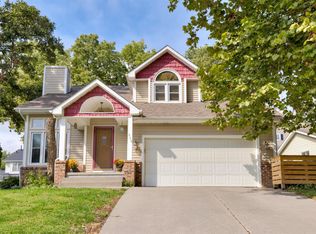 520 N 1st St, Carlisle, IA 50047