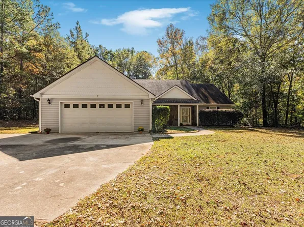 205 Pebble Creek Dr, Covington, GA 30016