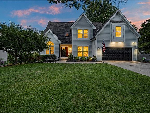 2nd image of 13812 Meadow Ln