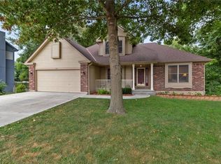 306 W 11th Ter, Kearney, MO 64060