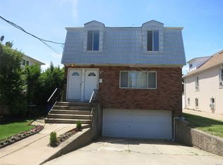 35 Graywood Rd FLOOR 2, Pt Washington, NY 11050