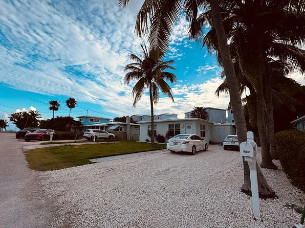 357 109th St, Marathon, FL 33050