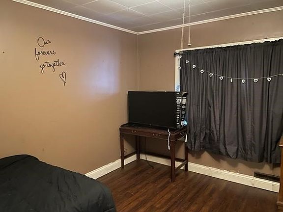 5th image of 1619 Saint Marys Ave
