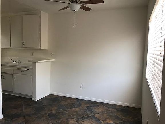 5th image of 7524 Haskell Ave APT 11