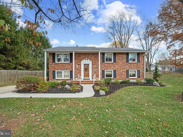 3 Meadow Mist Ct, Reisterstown, MD 21136