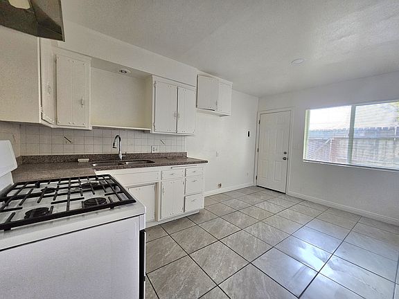 5th image of 15504 E Mulvane St #C