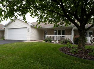 376B Wyldewood Dr, Oshkosh, WI 54904