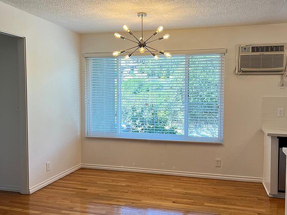 5th image of 2168 Allesandro St APT 15