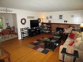 4th image of 4024 Nelly Custis Dr