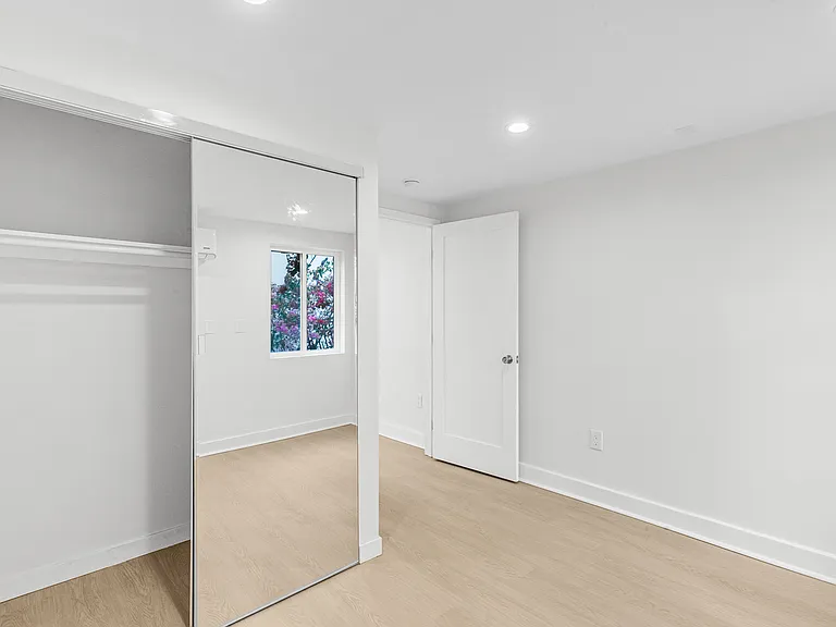 1144 S Wooster St #2 — Photo 11