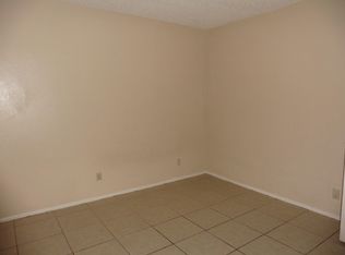 4866 Woodlake Ave, Las Vegas, NV 89147