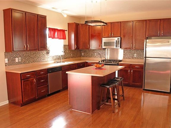 5th image of 9088 N Driftwood Ct