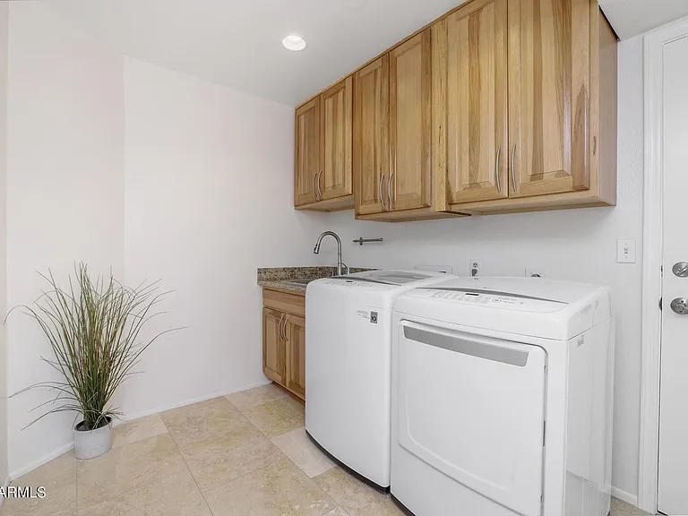 6001 E Monte Cristo Ave — Photo 29