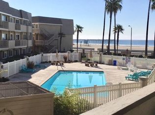 301 E Surfside Dr, Port Hueneme, CA 93041