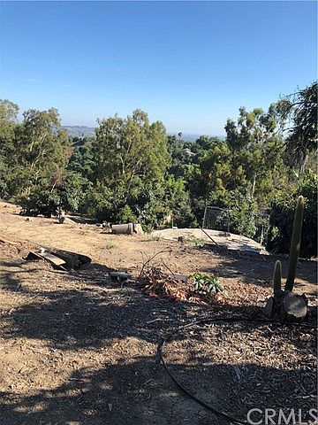 1st image of 690 Picaacho Dr