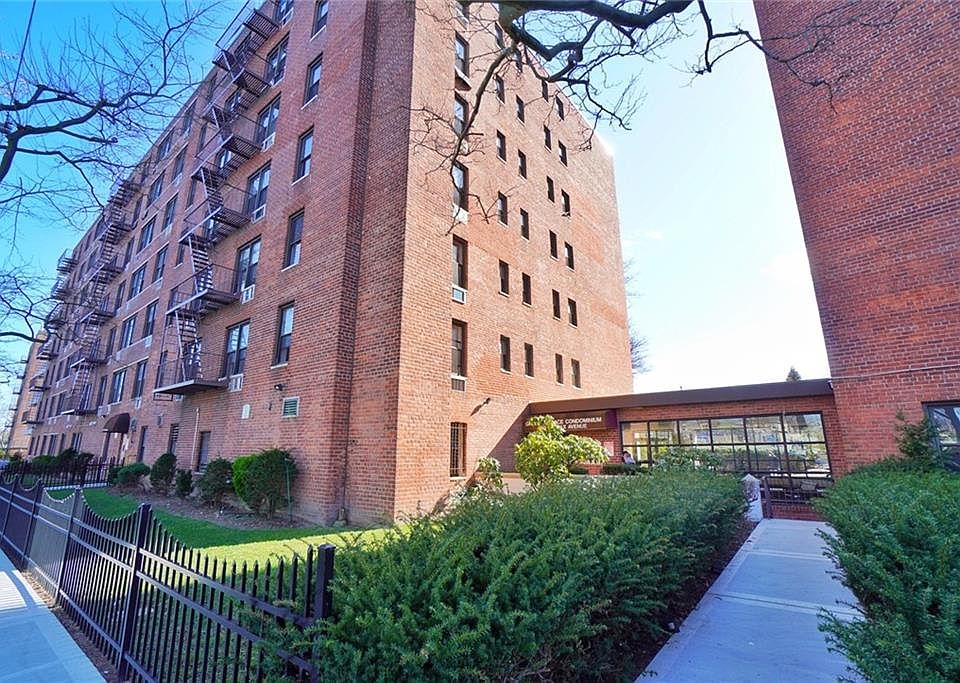 1st image of 100 Colfax Ave APT 4X