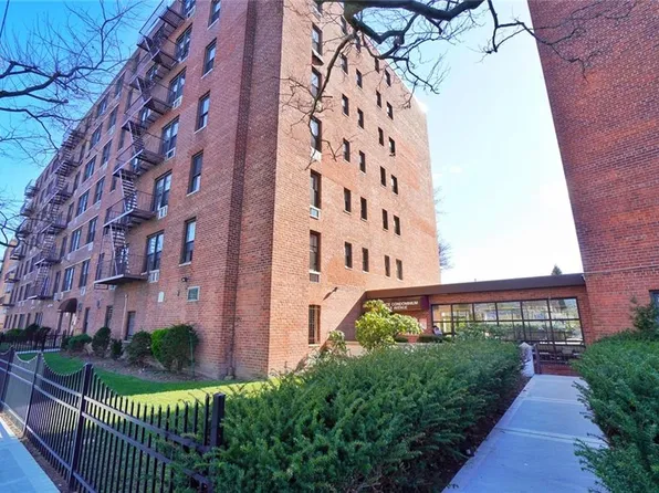 100 Colfax Ave APT 4X, Staten Island, NY 10306