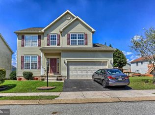 17 Ash Dr, Littlestown, PA 17340