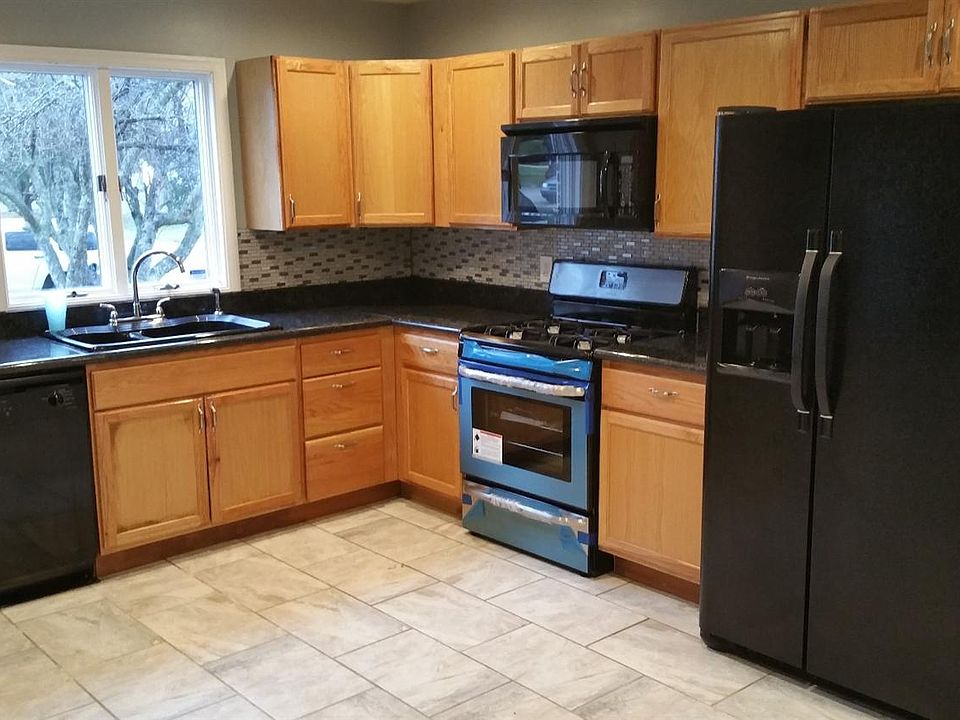 1st image of 1714 Knoxville Ct