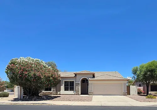 8228 W Palmaire Ave Photo 1 8228 W Palmaire Ave Photo 1